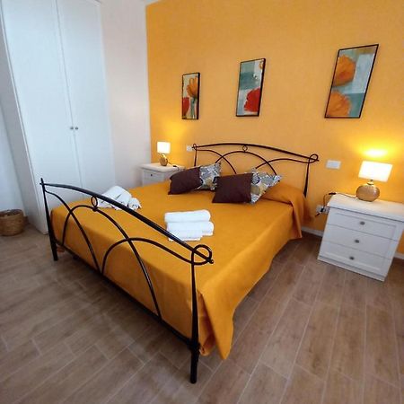 Bed and Breakfast Divina Cuspide Guspini Exterior foto