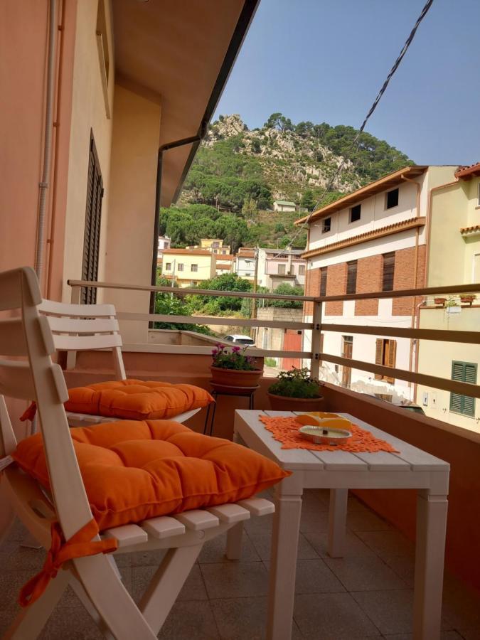 Bed and Breakfast Divina Cuspide Guspini Exterior foto