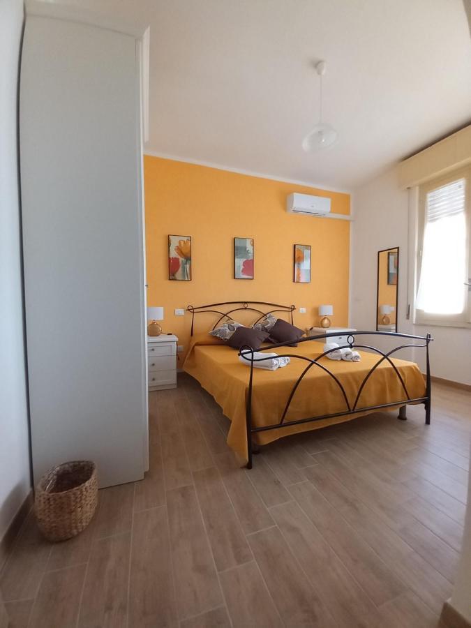 Bed and Breakfast Divina Cuspide Guspini Exterior foto